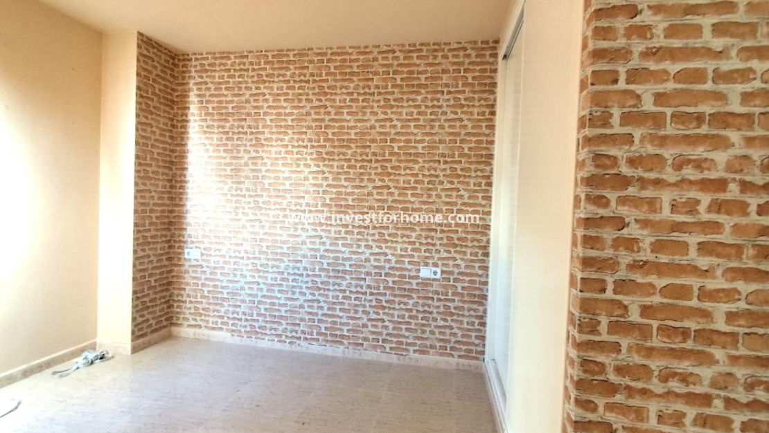 Verkoop - Appartement - Torrevieja - Centro