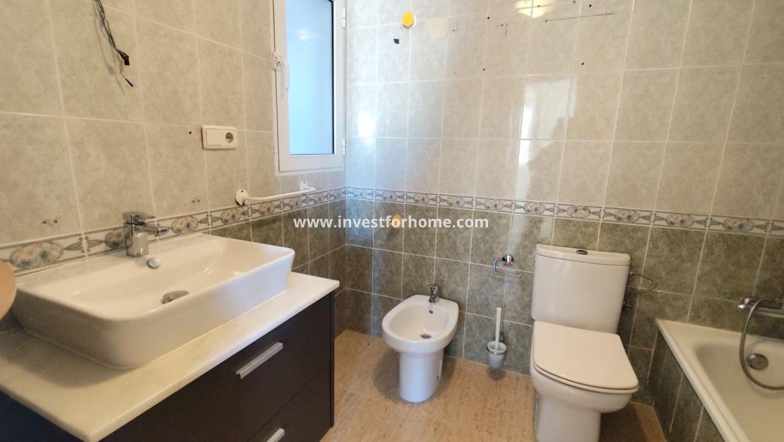Verkoop - Appartement - Torrevieja - Centro