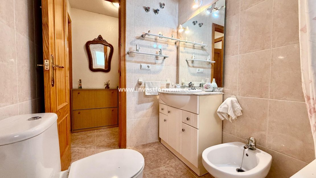 Verkoop - Appartement - Torrevieja - Centro