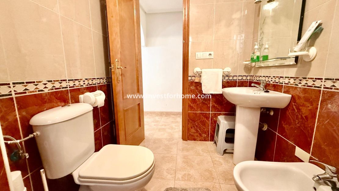 Verkoop - Appartement - Torrevieja - Centro