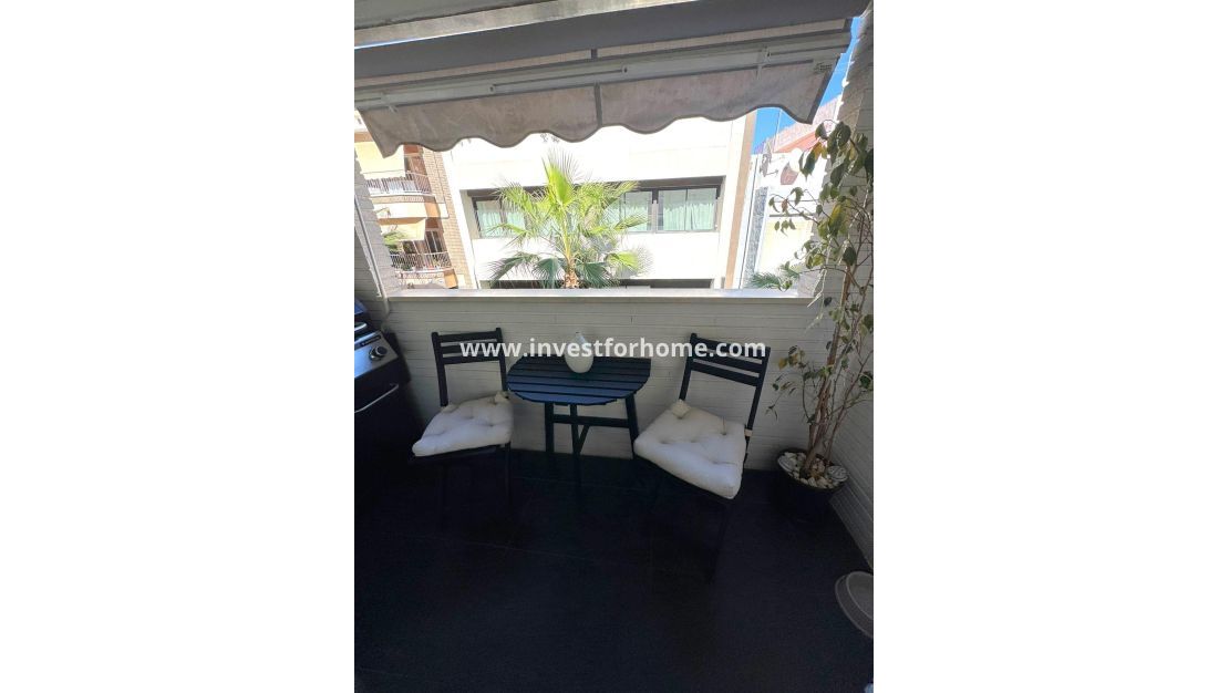 Verkoop - Appartement - Torrevieja - Centro