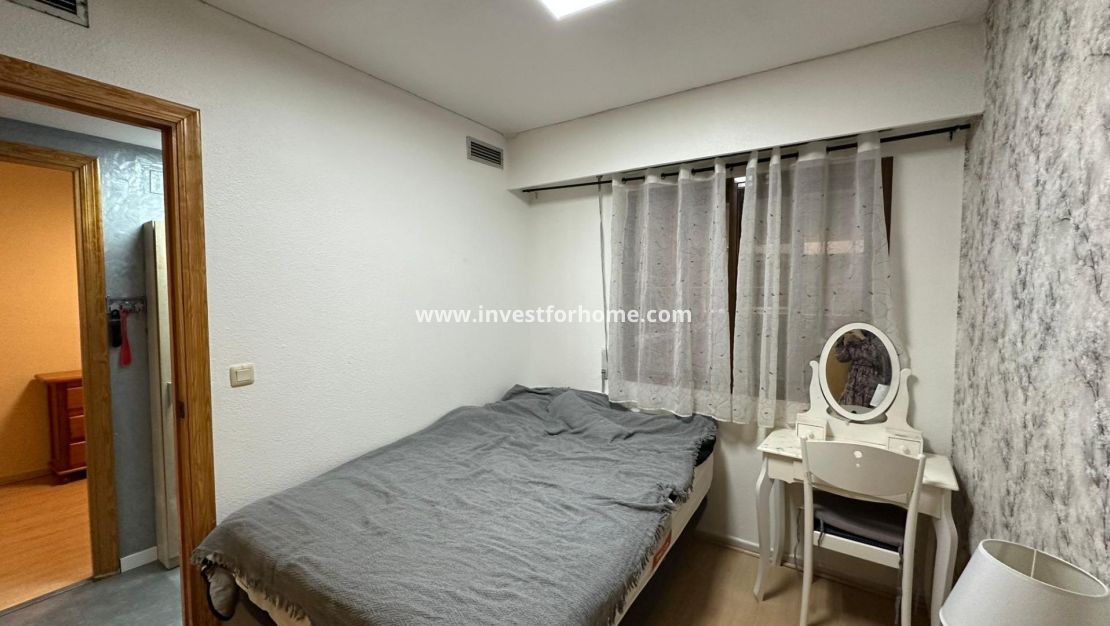 Verkoop - Appartement - Torrevieja - Centro