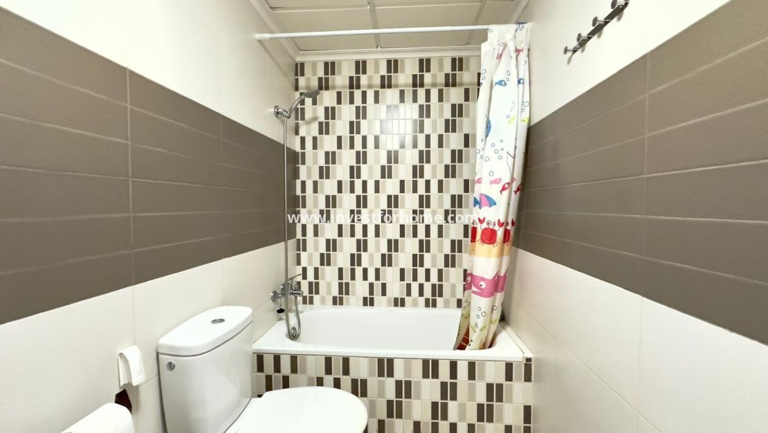 Verkoop - Appartement - Torrevieja - Centro