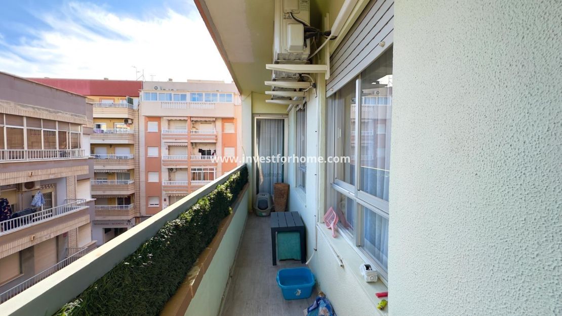 Verkoop - Appartement - Torrevieja - Centro
