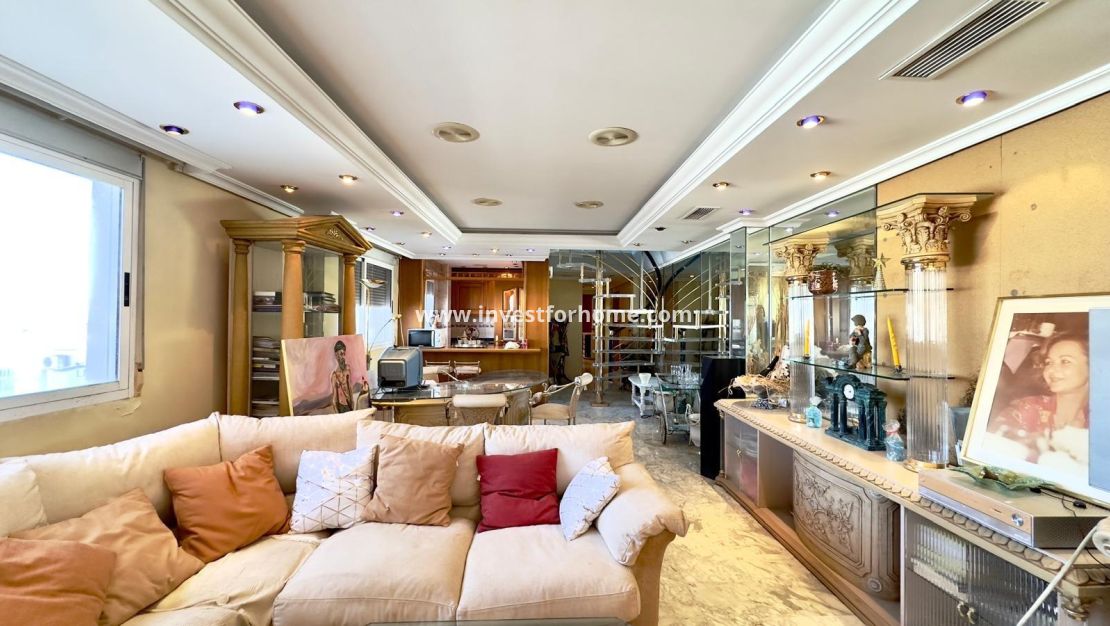 Verkoop - Appartement - Torrevieja - Centro