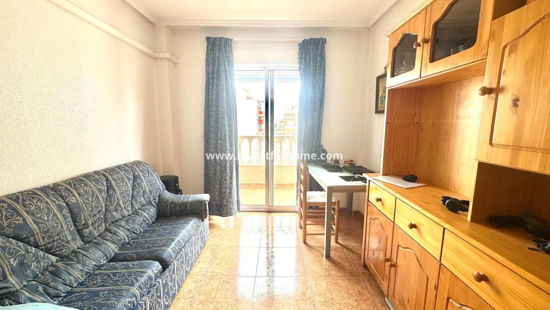 Verkoop - Appartement - Torrevieja - Centro