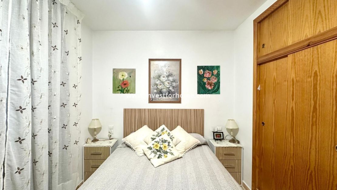 Verkoop - Appartement - Torrevieja - Centro