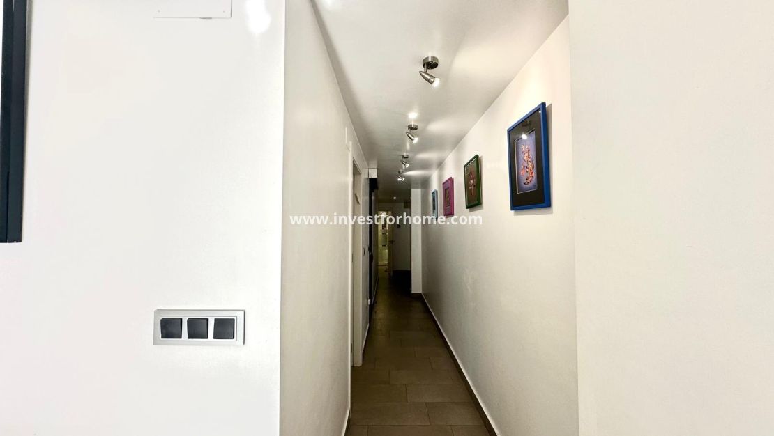 Verkoop - Appartement - Torrevieja - Centro