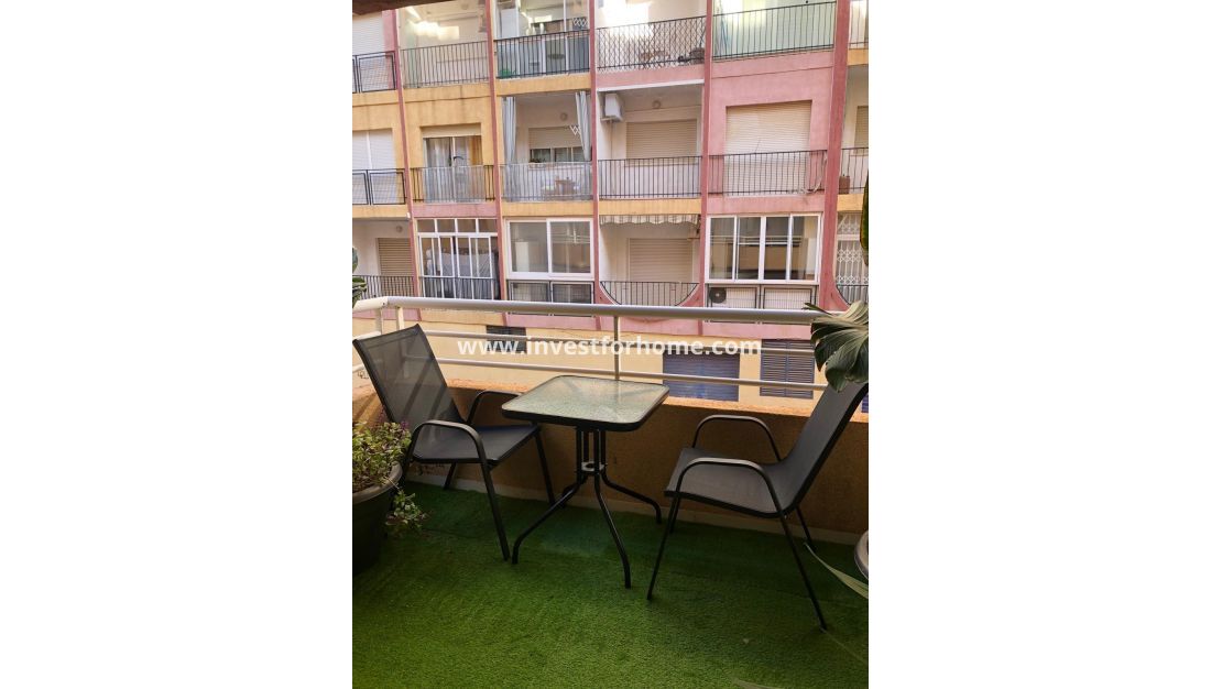 Verkoop - Appartement - Torrevieja - Centro