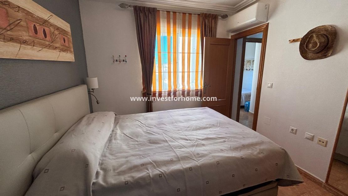 Verkoop - Appartement - Torrevieja - Centro