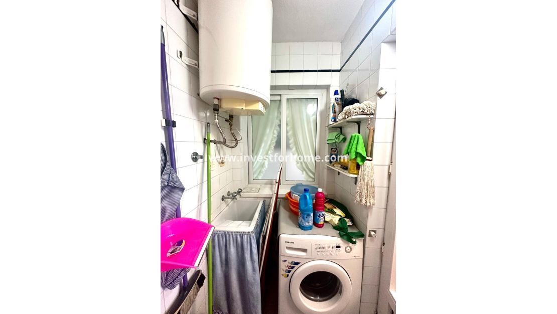 Verkoop - Appartement - Torrevieja - Centro