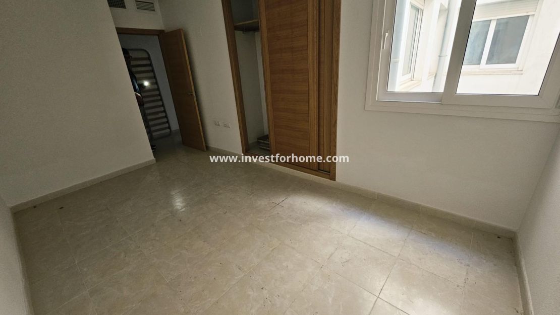 Verkoop - Appartement - Torrevieja - Centro