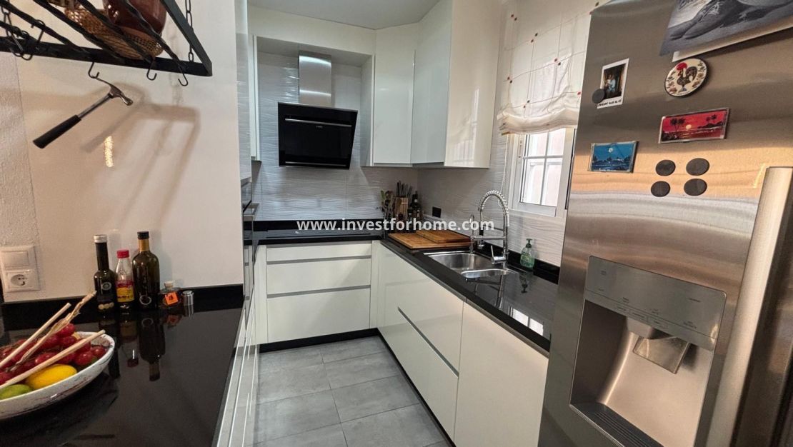 Verkoop - Appartement - Torrevieja - Centro