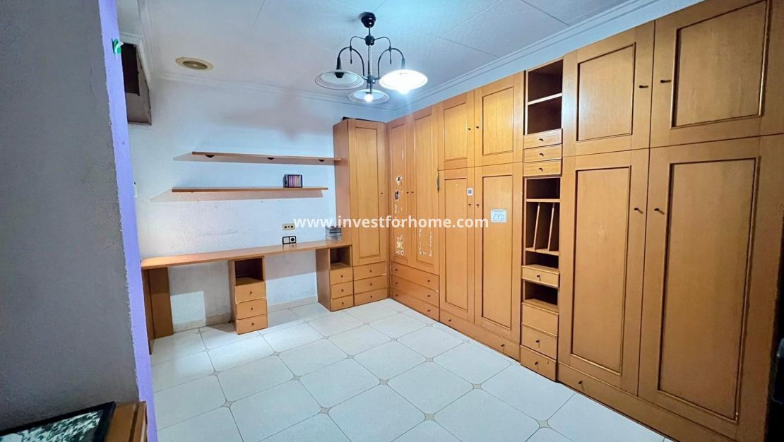 Verkoop - Appartement - Torrevieja - Centro