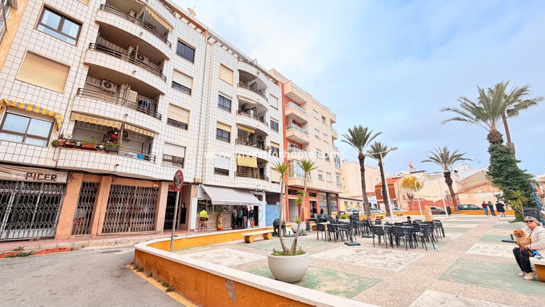 Verkoop - Appartement - Torrevieja - Centro