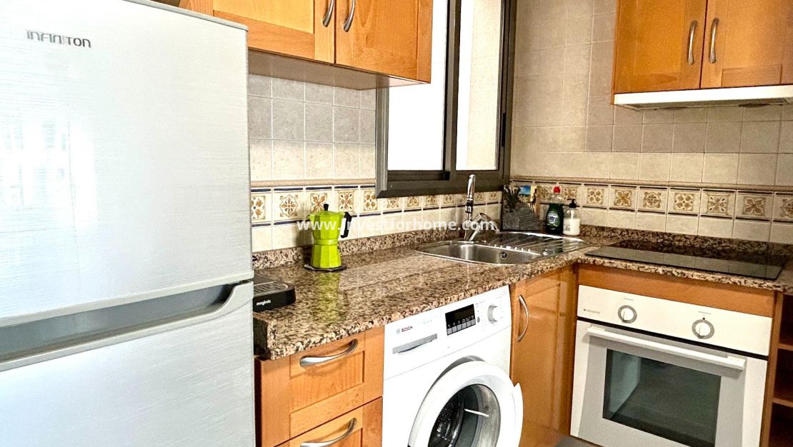 Verkoop - Appartement - Torrevieja - Centro