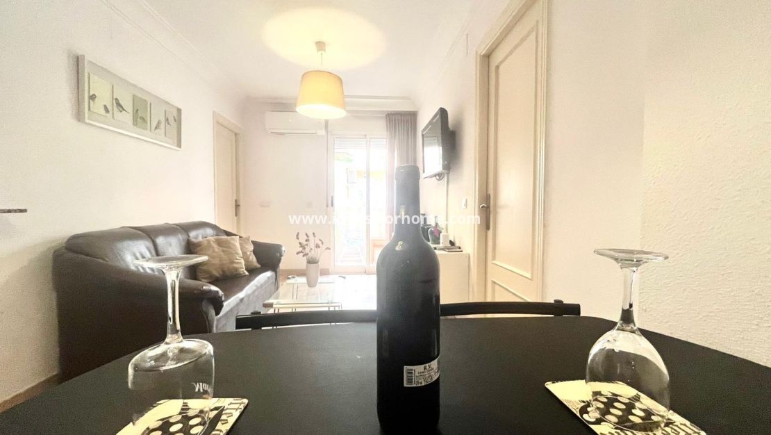 Verkoop - Appartement - Torrevieja - Centro