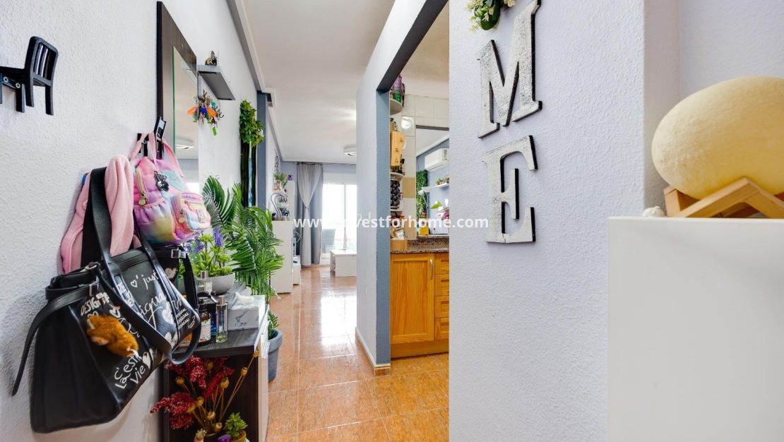 Verkoop - Appartement - Torrevieja - Centro