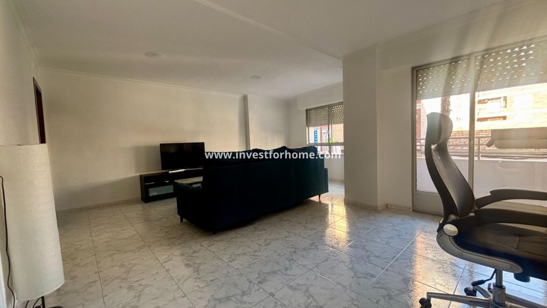 Verkoop - Appartement - Torrevieja - Centro