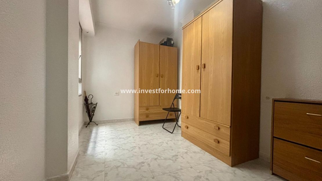 Verkoop - Appartement - Torrevieja - Centro