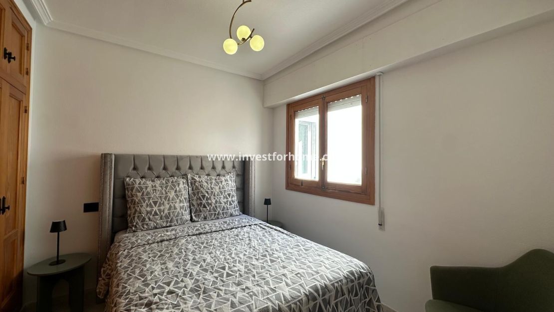 Verkoop - Appartement - Torrevieja - Centro