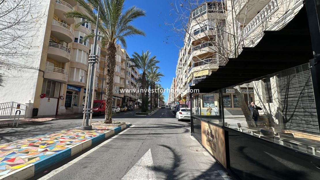 Verkoop - Appartement - Torrevieja - Centro