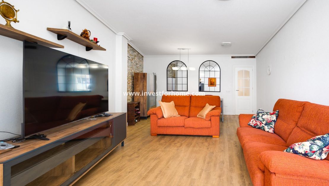 Verkoop - Appartement - Torrevieja - Centro