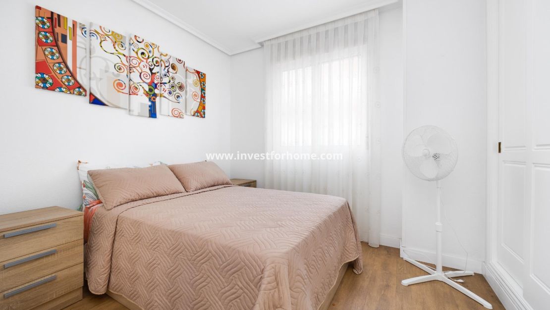 Verkoop - Appartement - Torrevieja - Centro