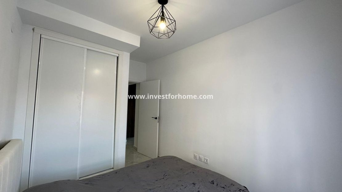 Verkoop - Appartement - Torrevieja - Centro