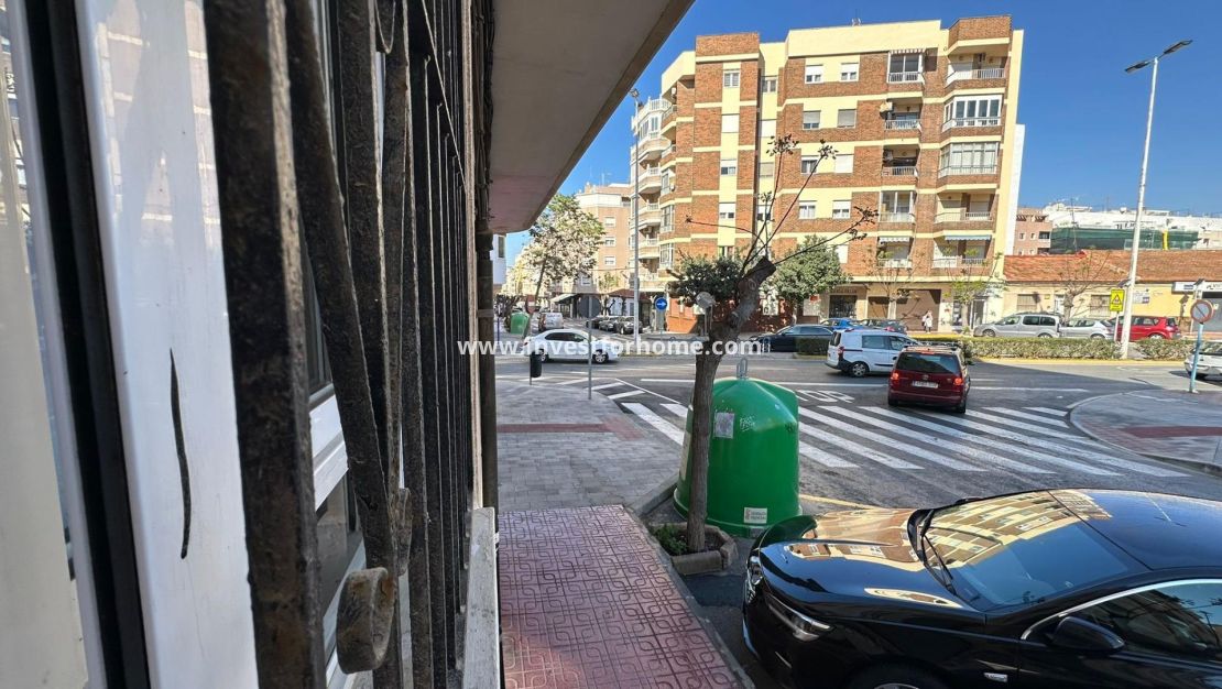 Verkoop - Appartement - Torrevieja - Centro