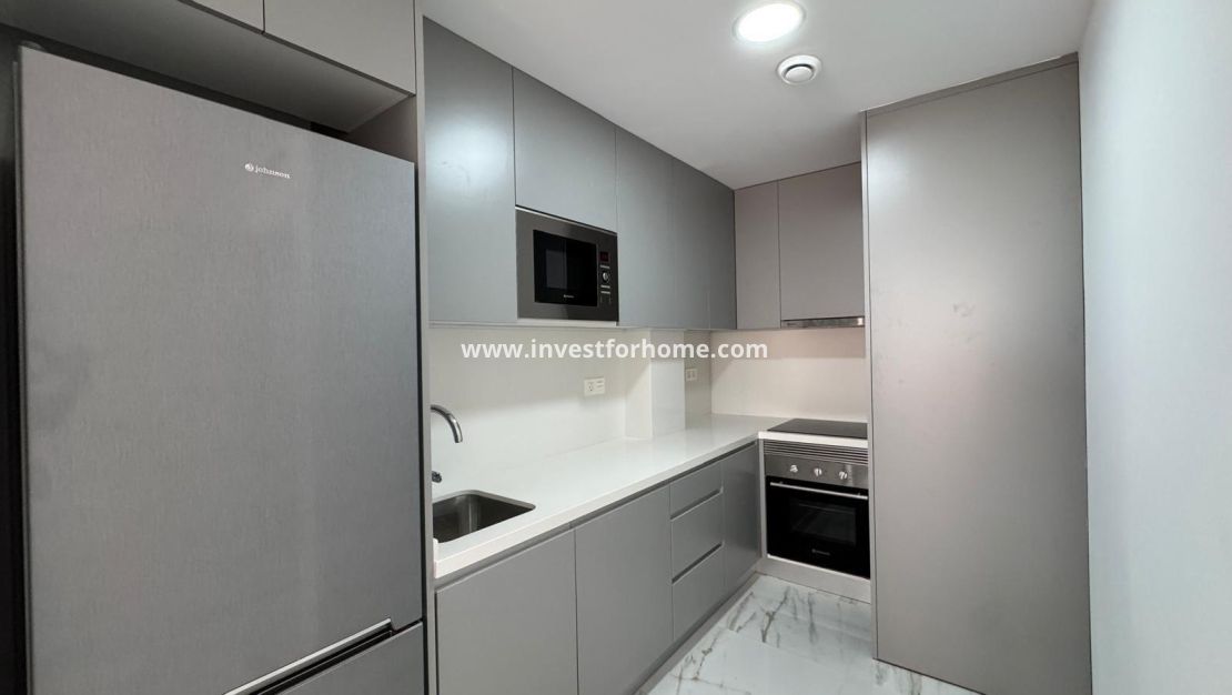 Verkoop - Appartement - Torrevieja - Centro