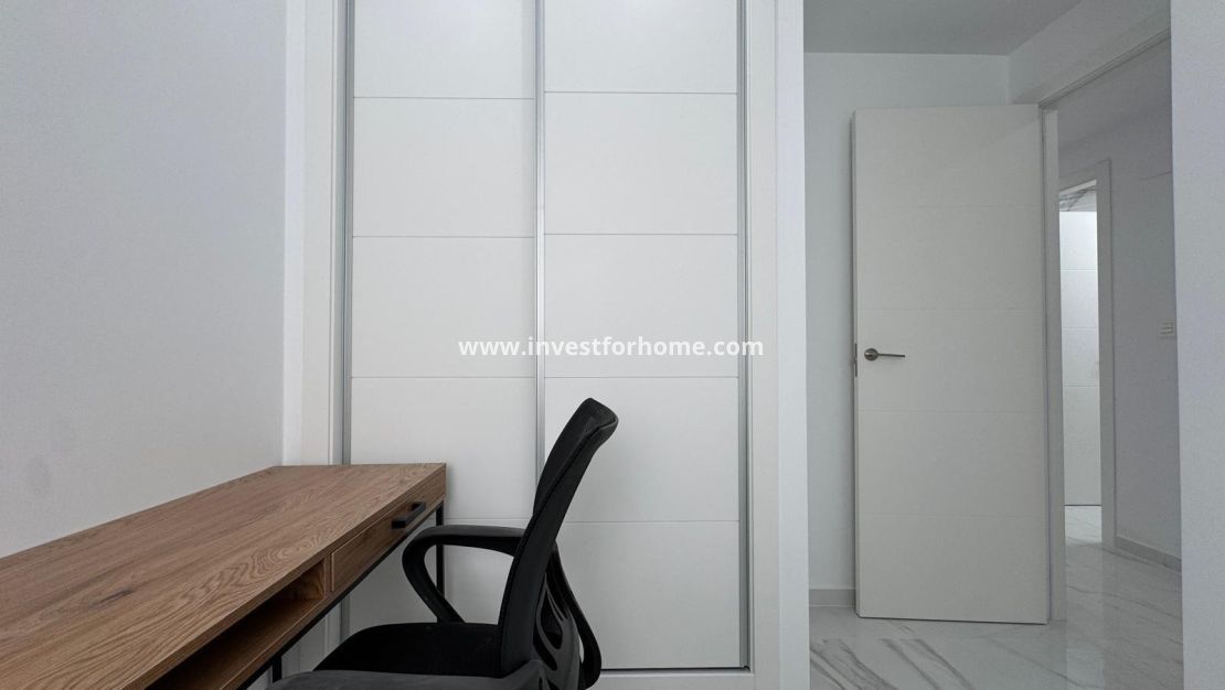 Verkoop - Appartement - Torrevieja - Centro