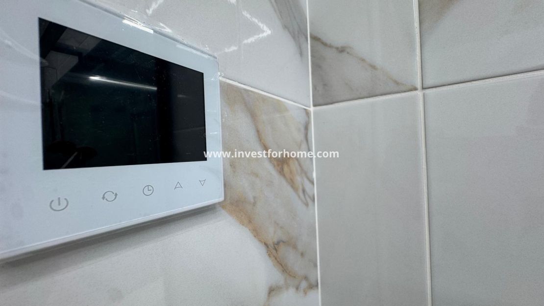 Verkoop - Appartement - Torrevieja - Centro