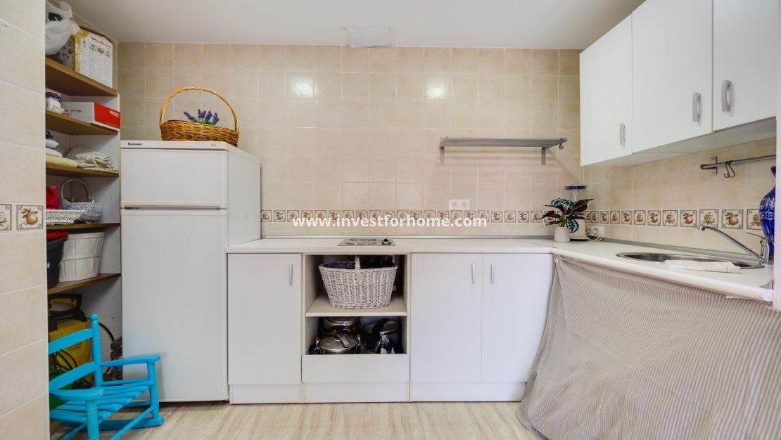 Verkoop - Appartement - Torrevieja - Centro