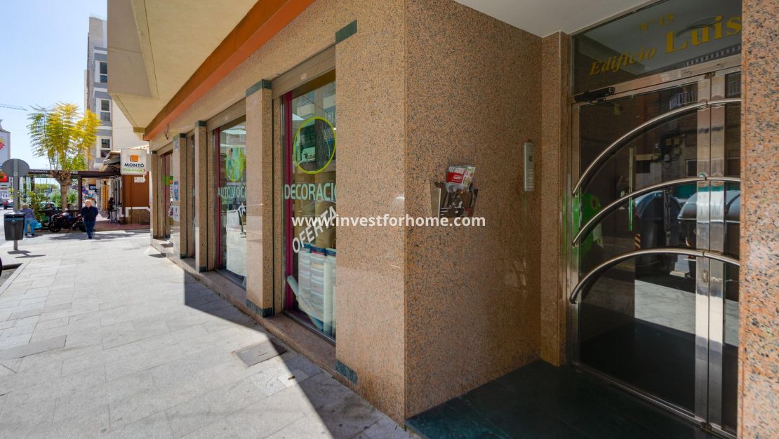 Verkoop - Appartement - Torrevieja - Centro