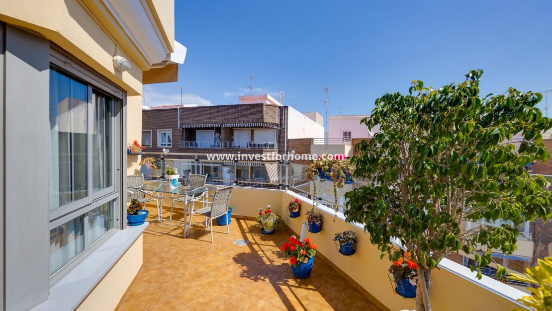 Verkoop - Appartement - Torrevieja - Centro