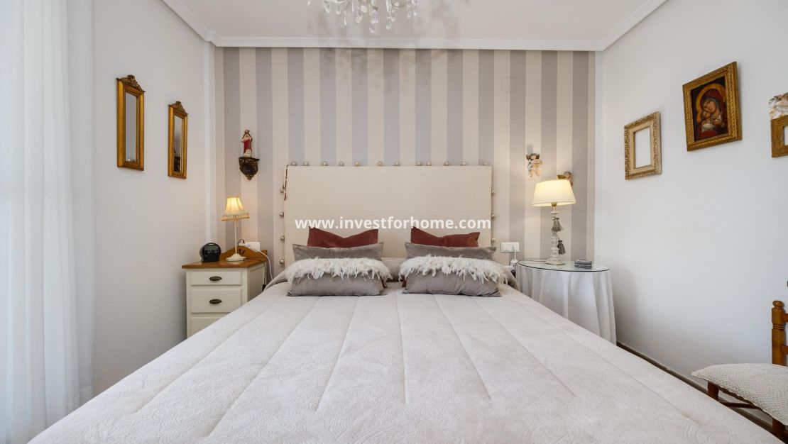 Verkoop - Appartement - Torrevieja - Centro