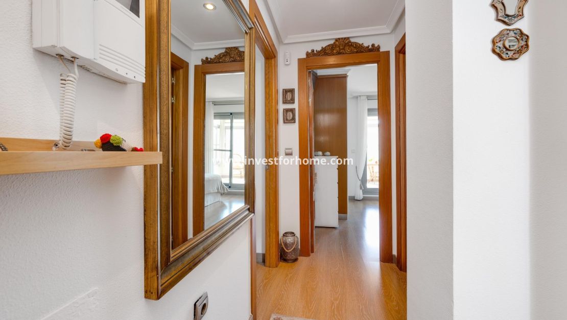 Verkoop - Appartement - Torrevieja - Centro