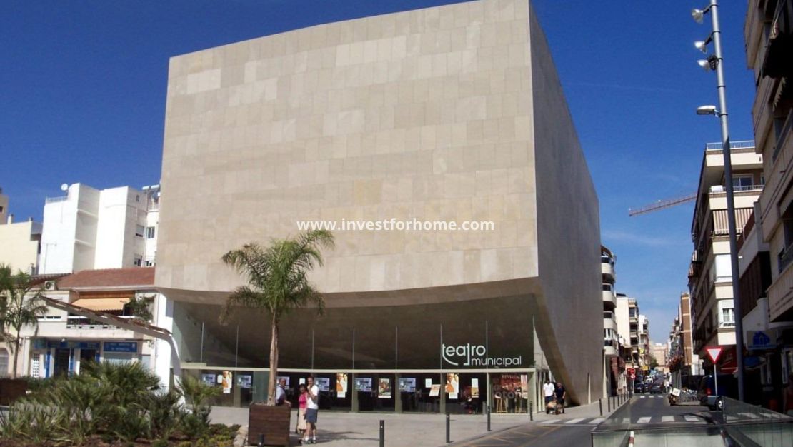 Verkoop - Appartement - Torrevieja - Centro