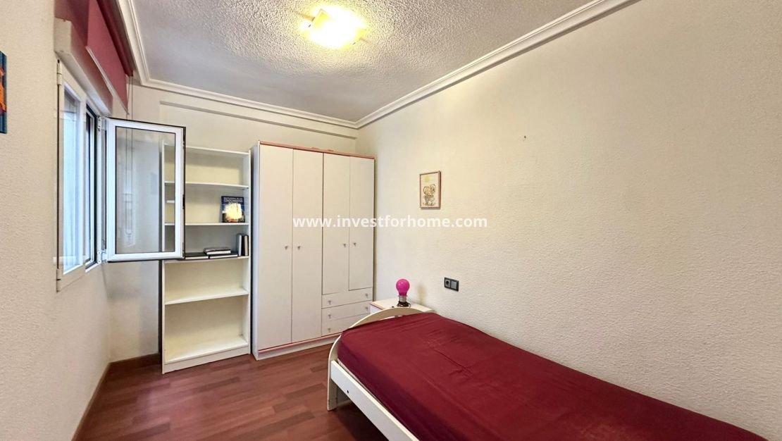 Verkoop - Appartement - Torrevieja - Centro