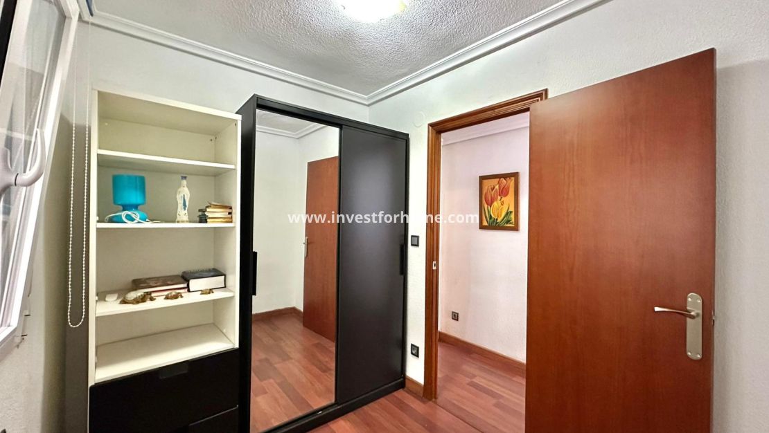 Verkoop - Appartement - Torrevieja - Centro