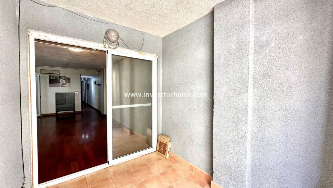 Verkoop - Appartement - Torrevieja - Centro