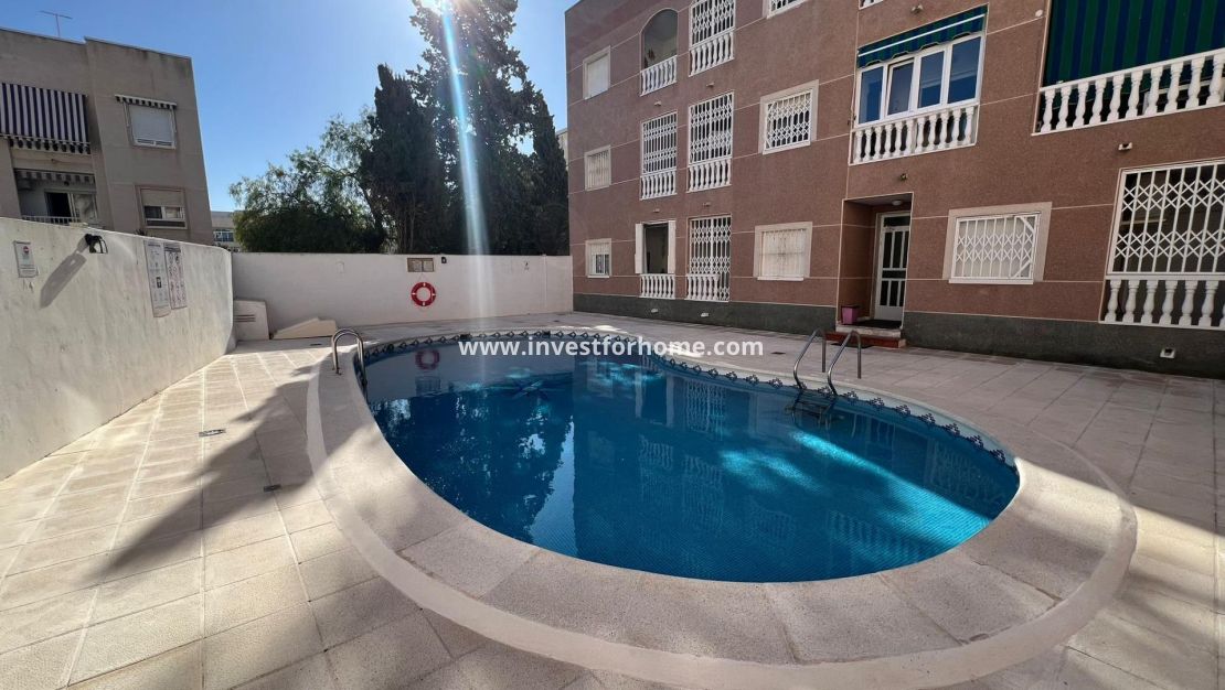 Verkoop - Appartement - Torrevieja - Centro