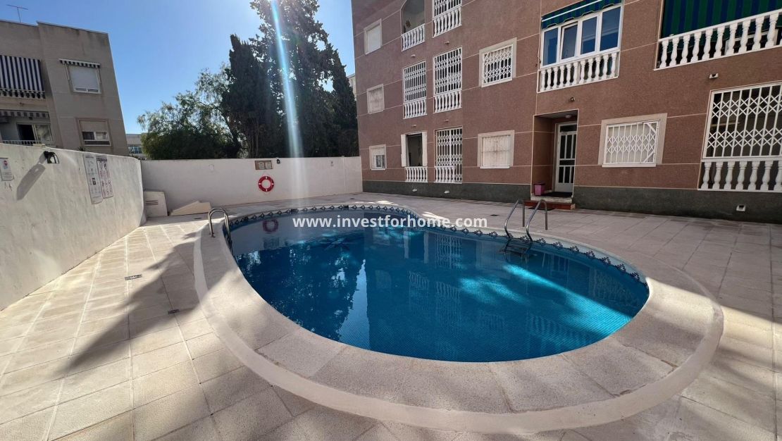 Verkoop - Appartement - Torrevieja - Centro
