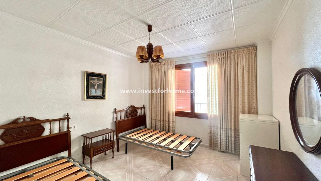 Verkoop - Appartement - Torrevieja - Centro