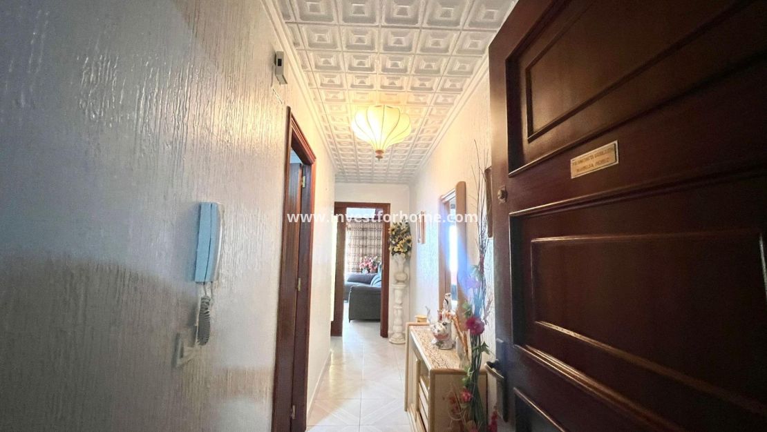 Verkoop - Appartement - Torrevieja - Centro