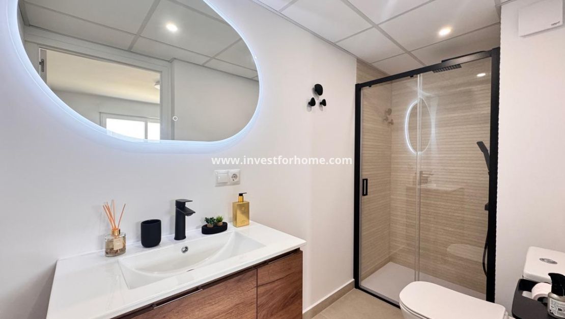 Verkoop - Appartement - Torrevieja - Centro