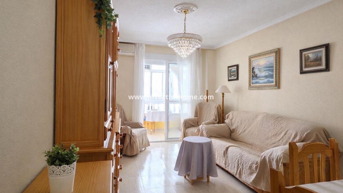 Verkoop - Appartement - Torrevieja - Centro