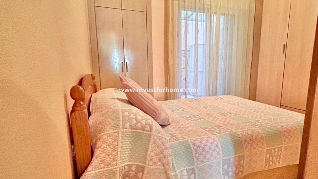 Verkoop - Appartement - Torrevieja - Centro