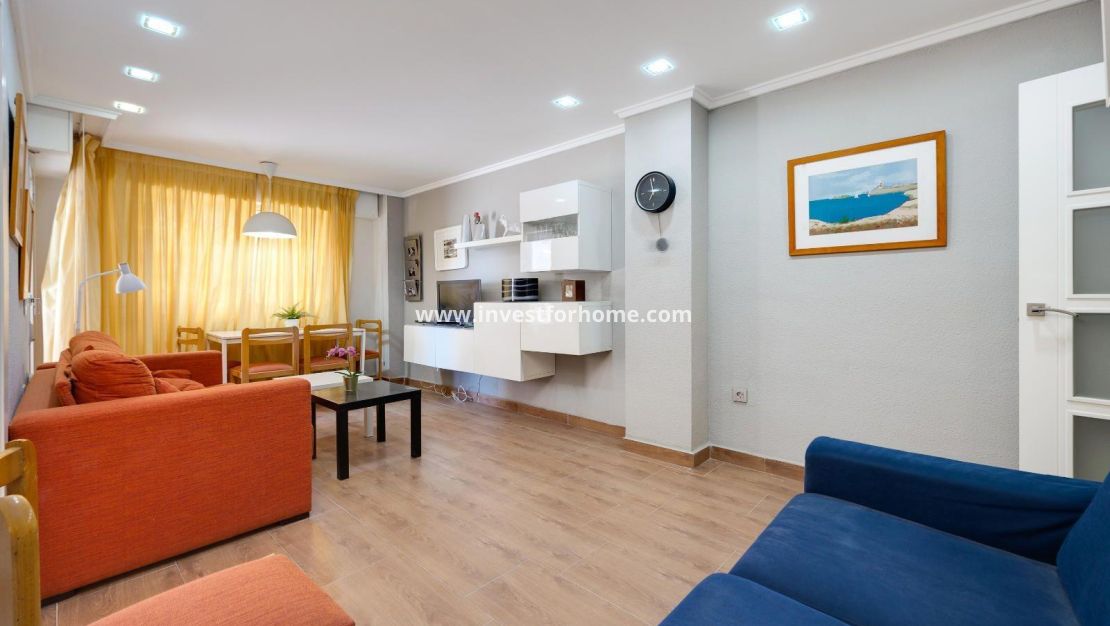 Verkoop - Appartement - Torrevieja - Centro